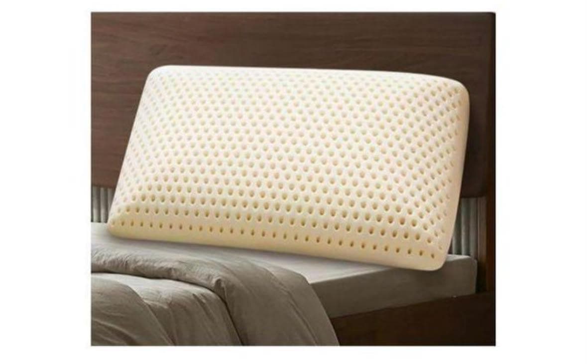 Viscoelastic memory pillow